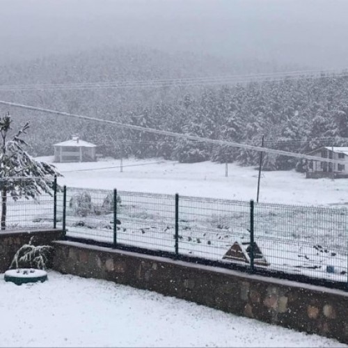 ÇAMLIDERE BEYAZ’A BÜRÜNDÜ...