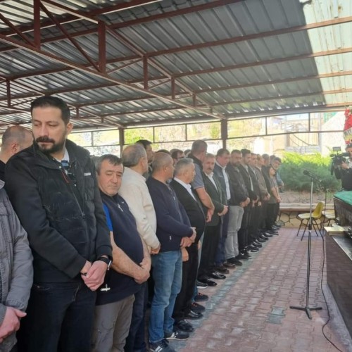 Belediye başkanımız Adem Ceylan Show TV Ankara Temsilcisi Faruk Demirel'in annesi Halime Demirel'in cenazesine katılarak başsağlığı dileklerinde bulundu.