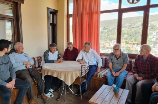 Belediye Başkanımız Adem Ceylan Çamlıdere Kamil Bostan yaşlı ve bakım evini ziyaret ederek yaşlılarımız ile bir araya geldi.