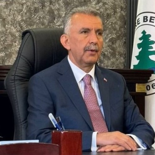 Çamlıdere Belediye Başkanımız Adem Ceylan mazbatasını ve Belediye mührünü alarak Çamlıdere Belediye Bakanlığı görevine başladı.