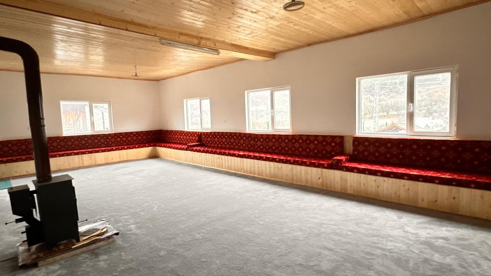 Güneyköy Köy Konağı Yenilendi