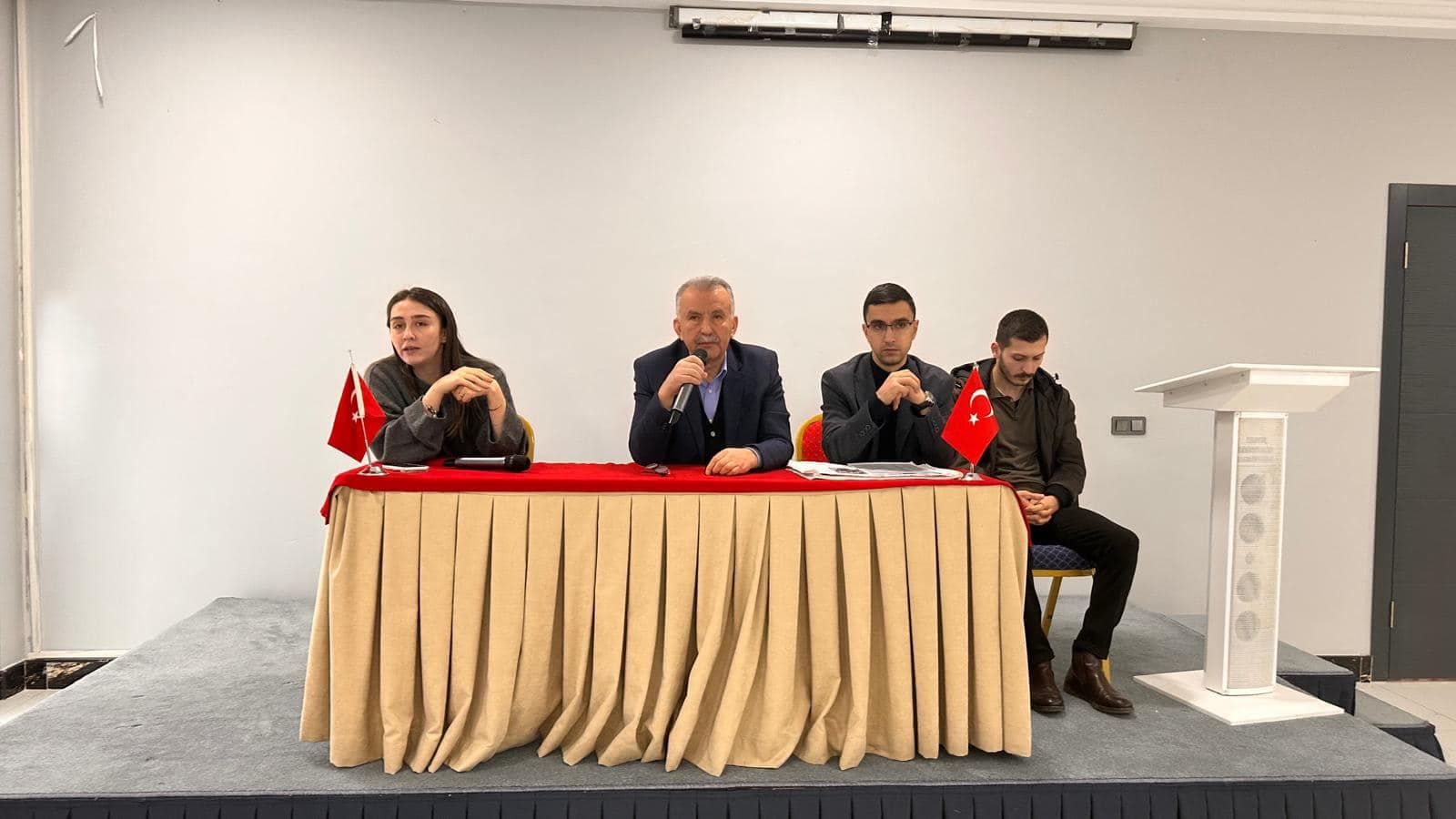 Çamlıdere Çarşı Meydan Proje’mizde Dükkan Teslim Sözleşmeleri İmzalandı.