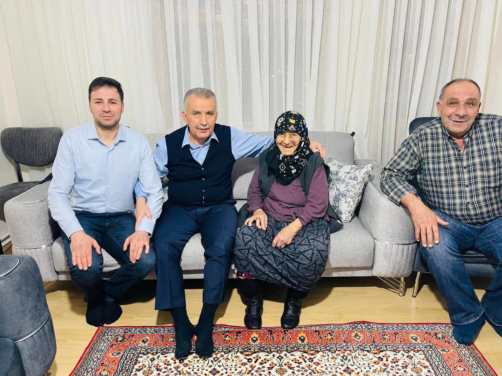 Belediye Başkanımız Adem CEYLAN, AVCIOĞLU Ailesinin hanelerine konuk oldu.