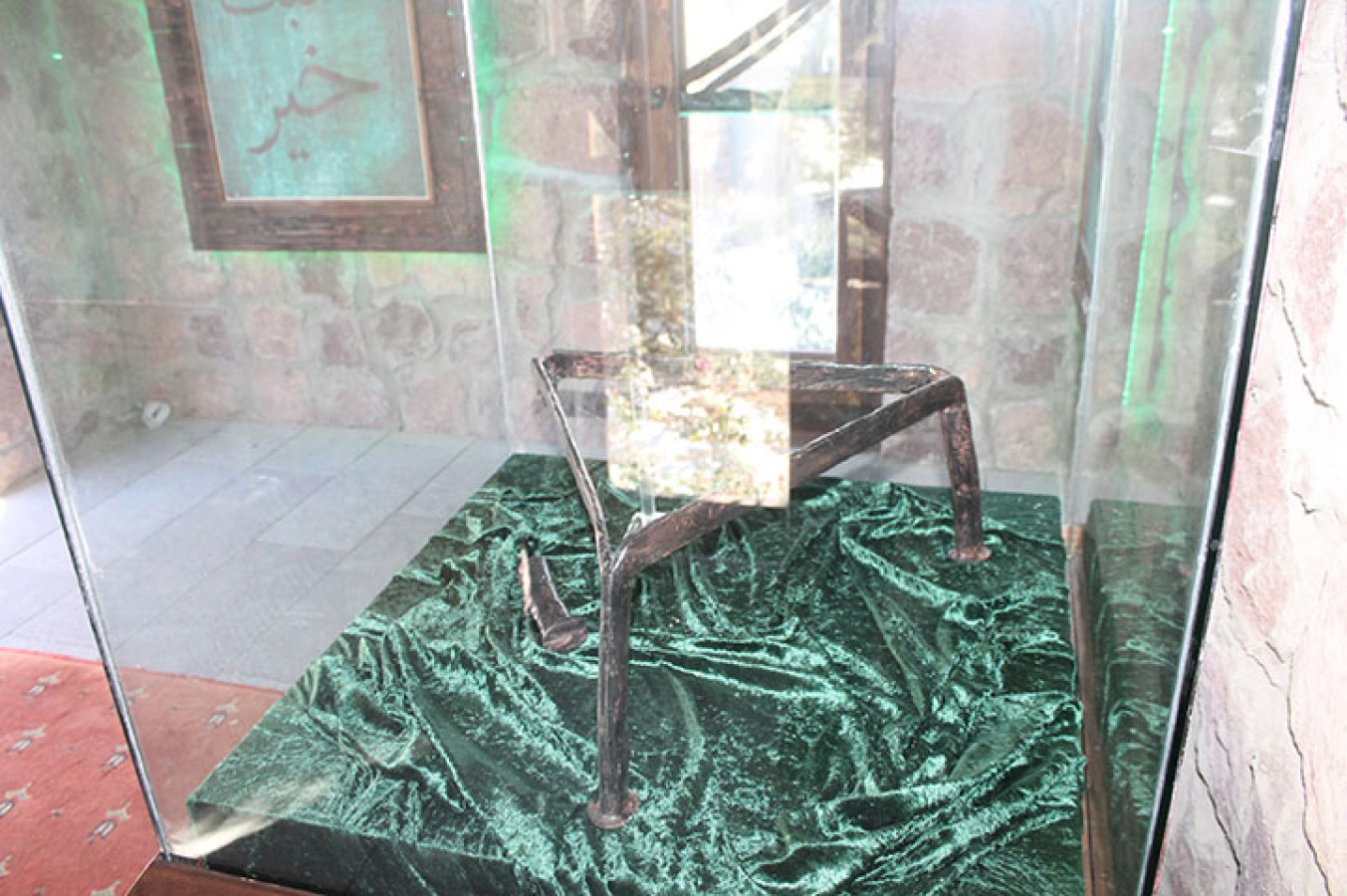 Kutsal Emanetler Müzesi – sergi alanı görünümü