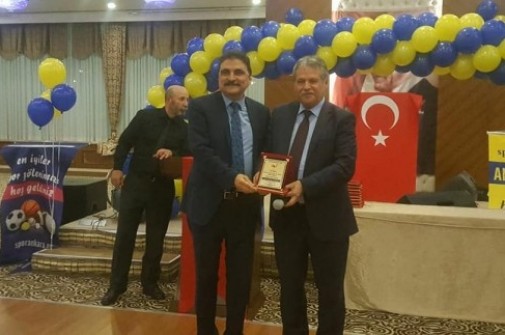 BAŞKANIMIZ SPOR ANKARA 2017-2018 SEZONU FUTBOL ÖDÜLLERİ ŞÖLENİNE KATILDI.