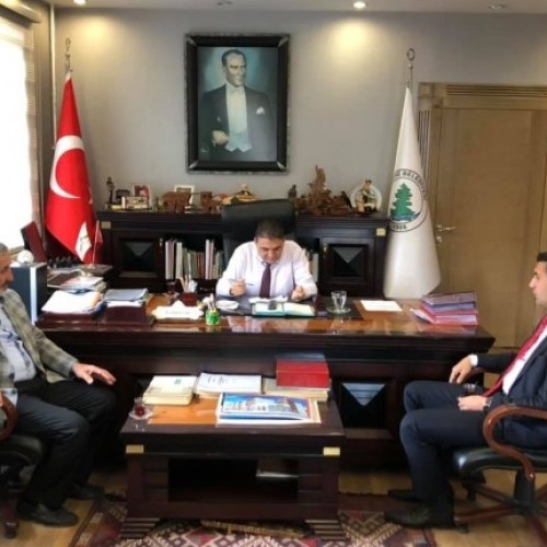 Belediye Başkanımız Hazım Caner Can, Mayıs ayı Meclis toplantısı öncesi AK Parti grup toplantısını gerçekleştirdi.